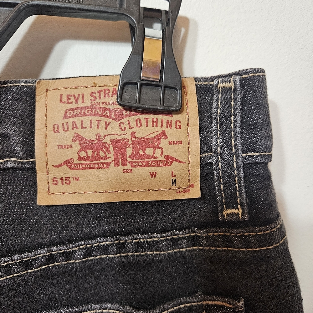 Levi’s 515 Bootcut Low Rise Dark Wash Jeans Size 8M - Picture 4 of 4